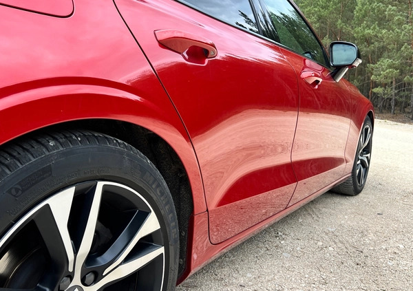 Volvo V60 cena 129000 przebieg: 57000, rok produkcji 2019 z Tuczno małe 781